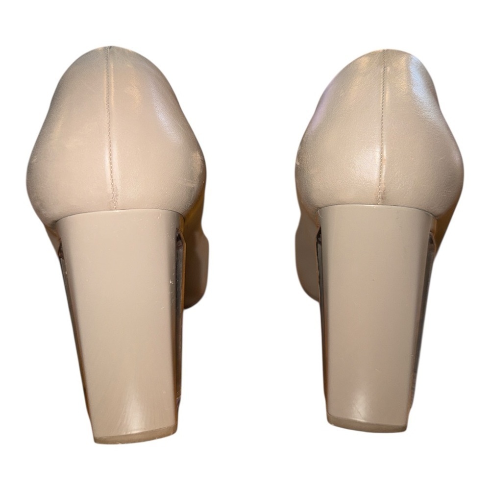 Salvatore Ferragamo Women's Elegant Silver Heels - Picture 3 of 5